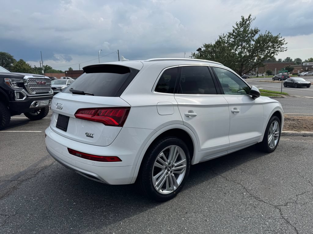 Used 2018 Audi Q5 2.0T Premium Plus w/ Premium Plus Package AWD/4WD image 6