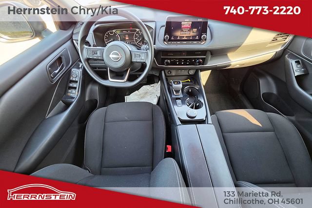 Used 2024 Nissan Rogue S AWD/4WD image 12