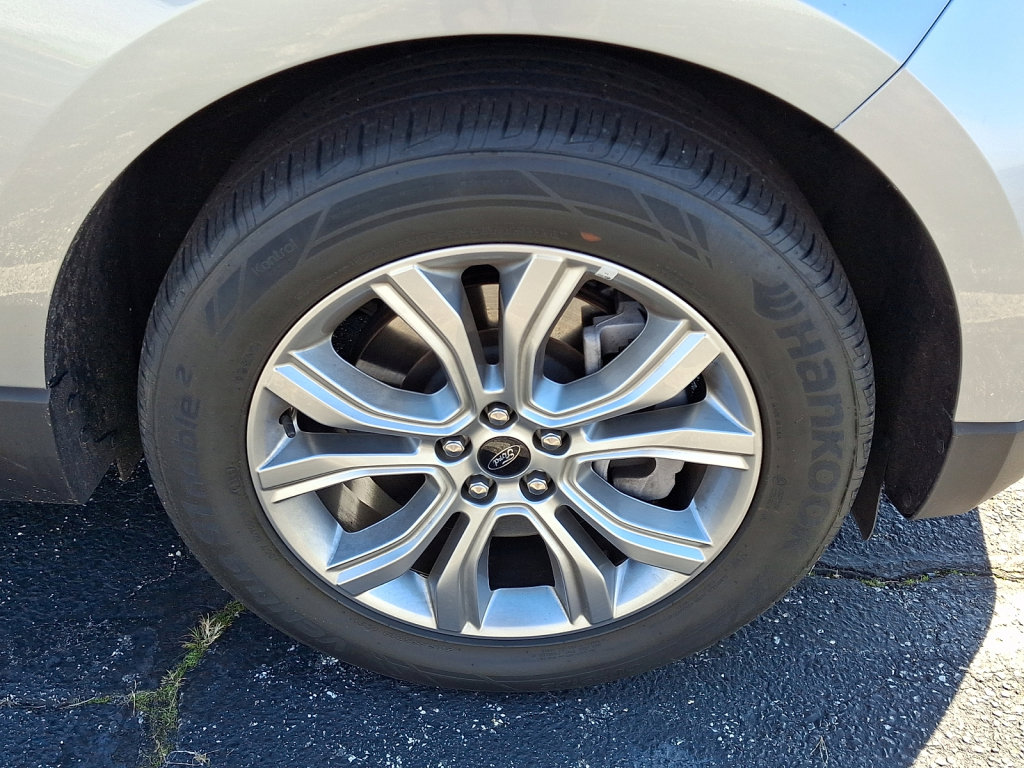 Used 2024 Ford Edge Titanium AWD/4WD image 9