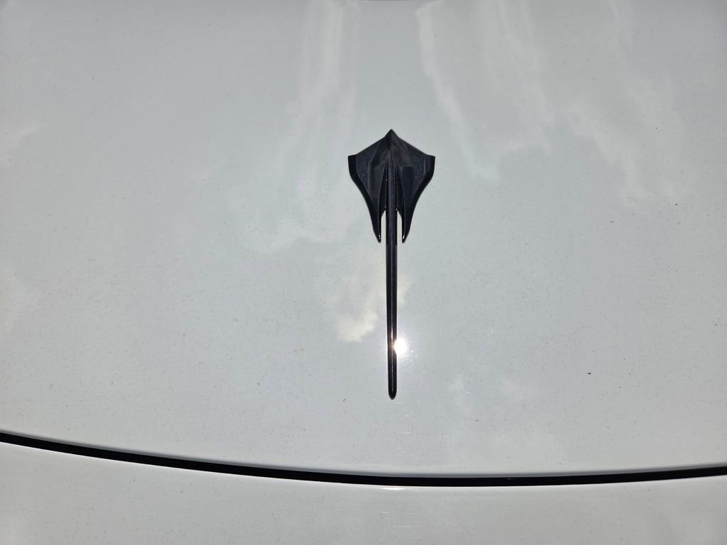 Used 2022 Chevrolet Corvette Stingray Preferred Cpe w/ Engine Appearance Package image 11