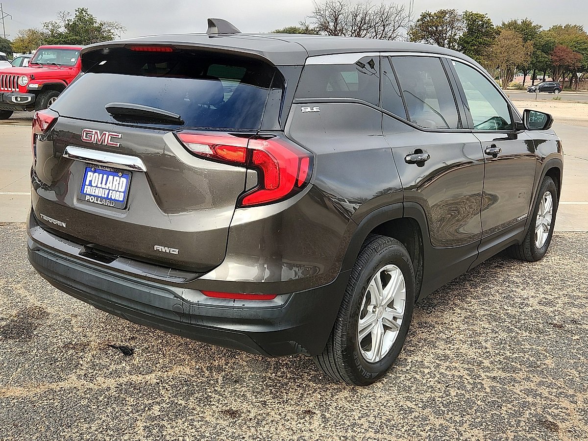 Used 2020 GMC Terrain SLE image 3