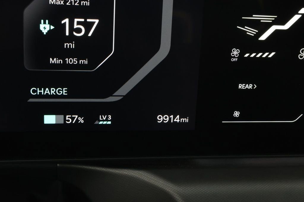 Used 2024 Kia EV9 Land image 16