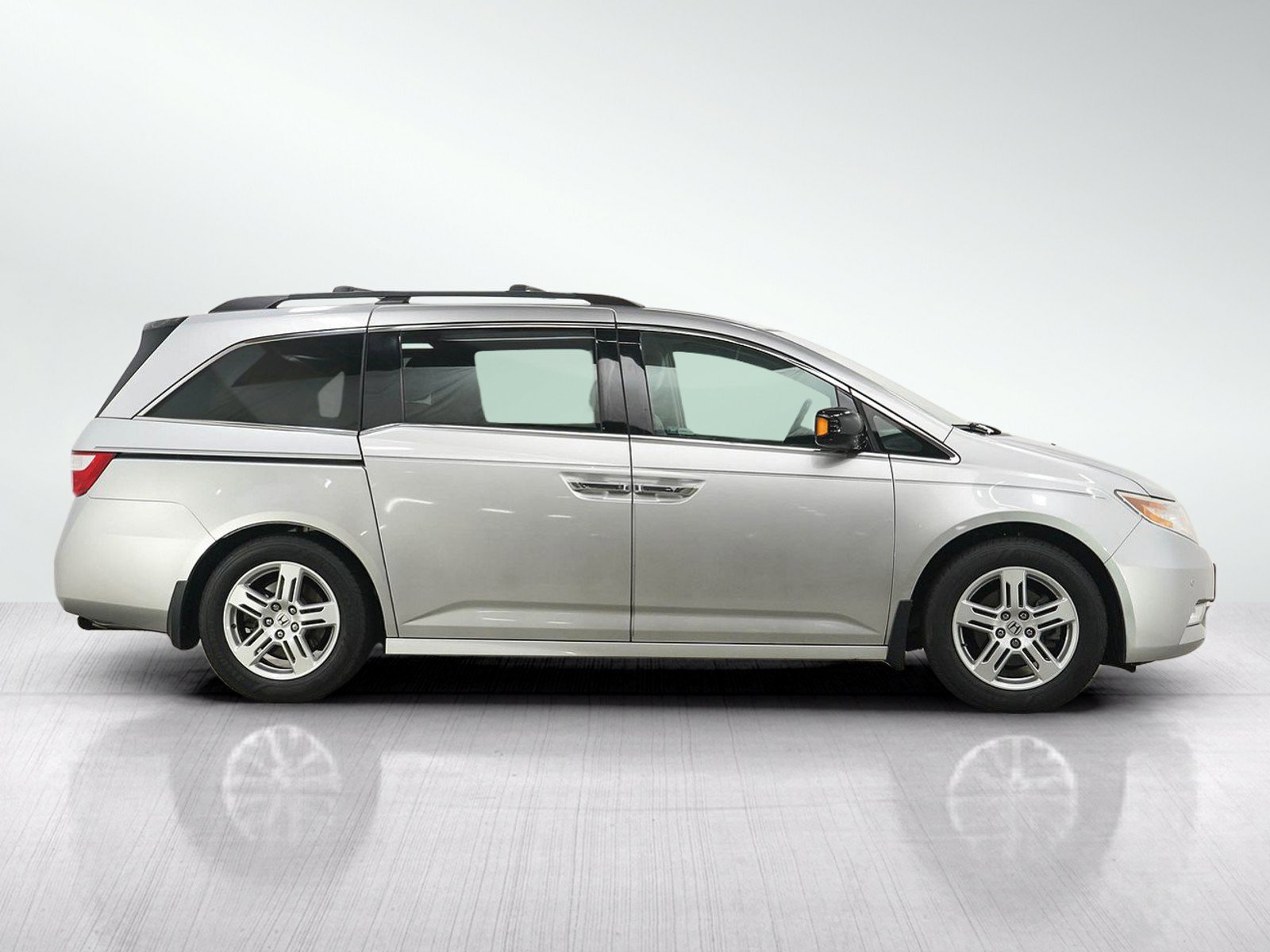 Used 2012 Honda Odyssey Touring image 6