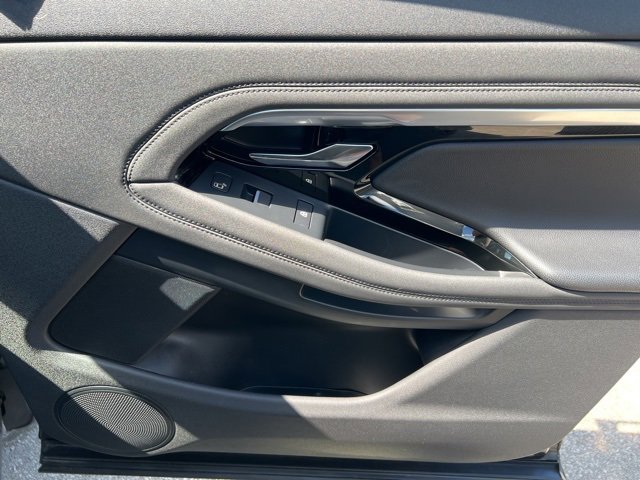 Used 2022 Land Rover Range Rover Evoque R-Dynamic SE image 49