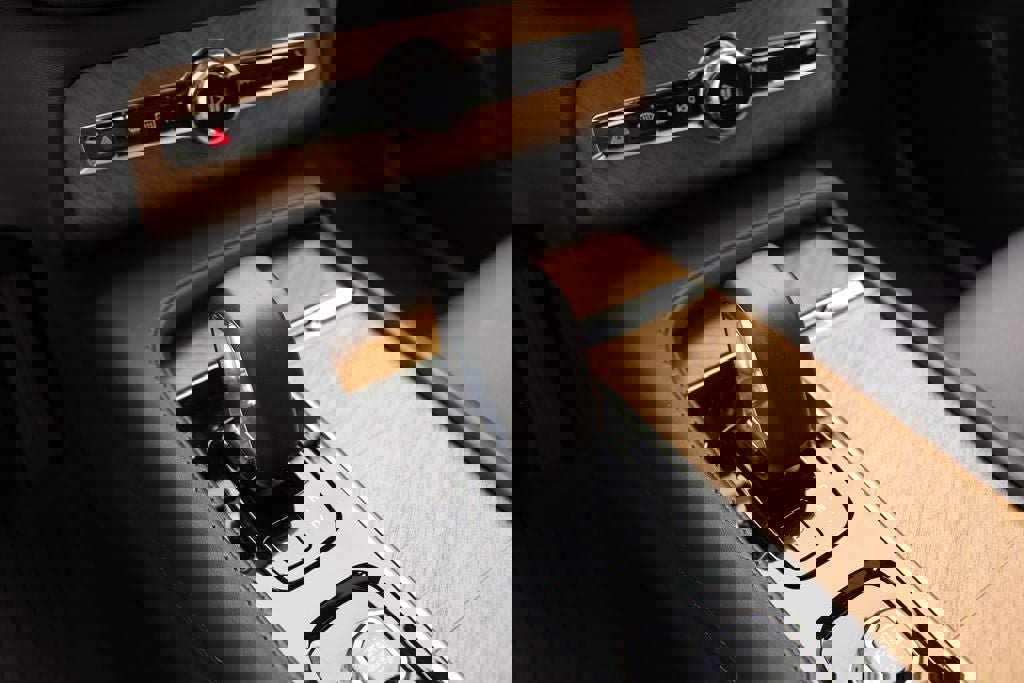 Used 2024 Volvo XC90 T8 Plus w/ Protection Package Premier image 20