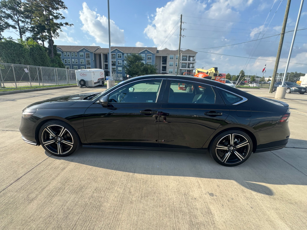 Certified 2024 Honda Accord Sport image 5