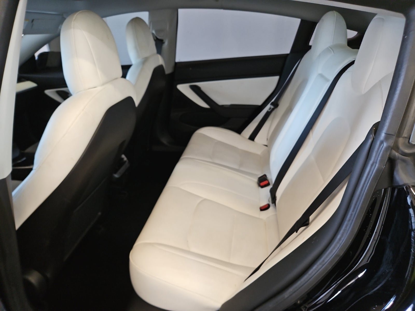 Used 2018 Tesla Model 3 Long Range RWD image 15
