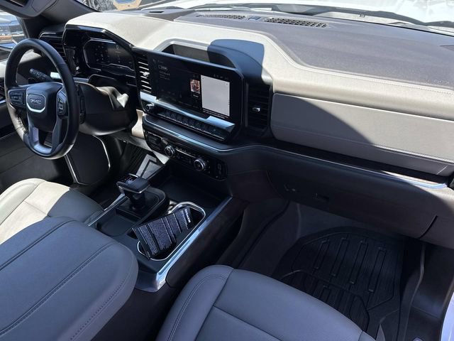 Used 2024 GMC Sierra 1500 SLT w/ SLT Premium Plus Package AWD/4WD image 16