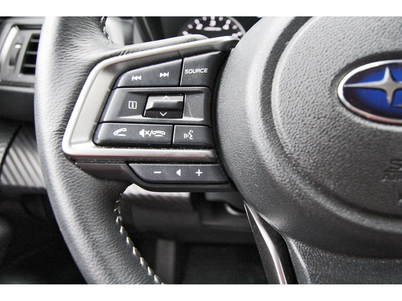 Certified 2026 Subaru Ascent Premium AWD/4WD image 15