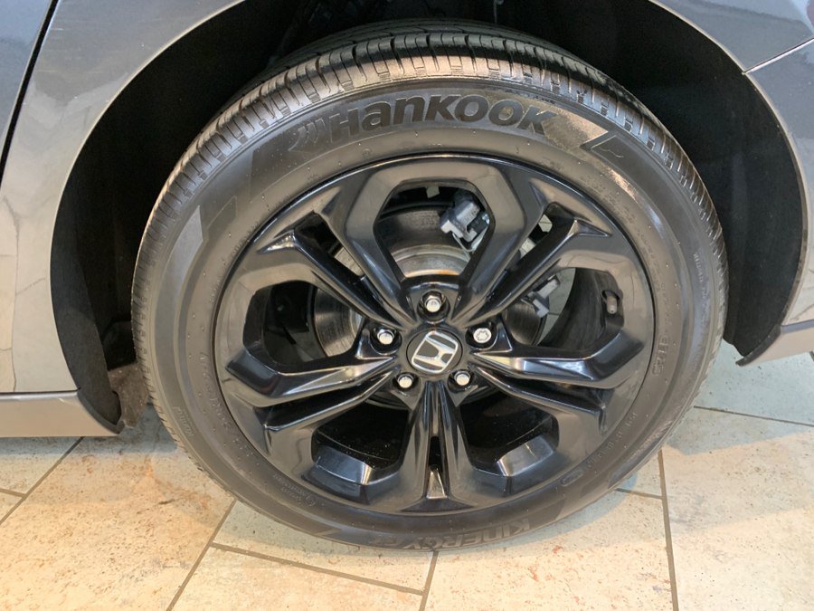 Used 2025 Honda Accord SE image 12