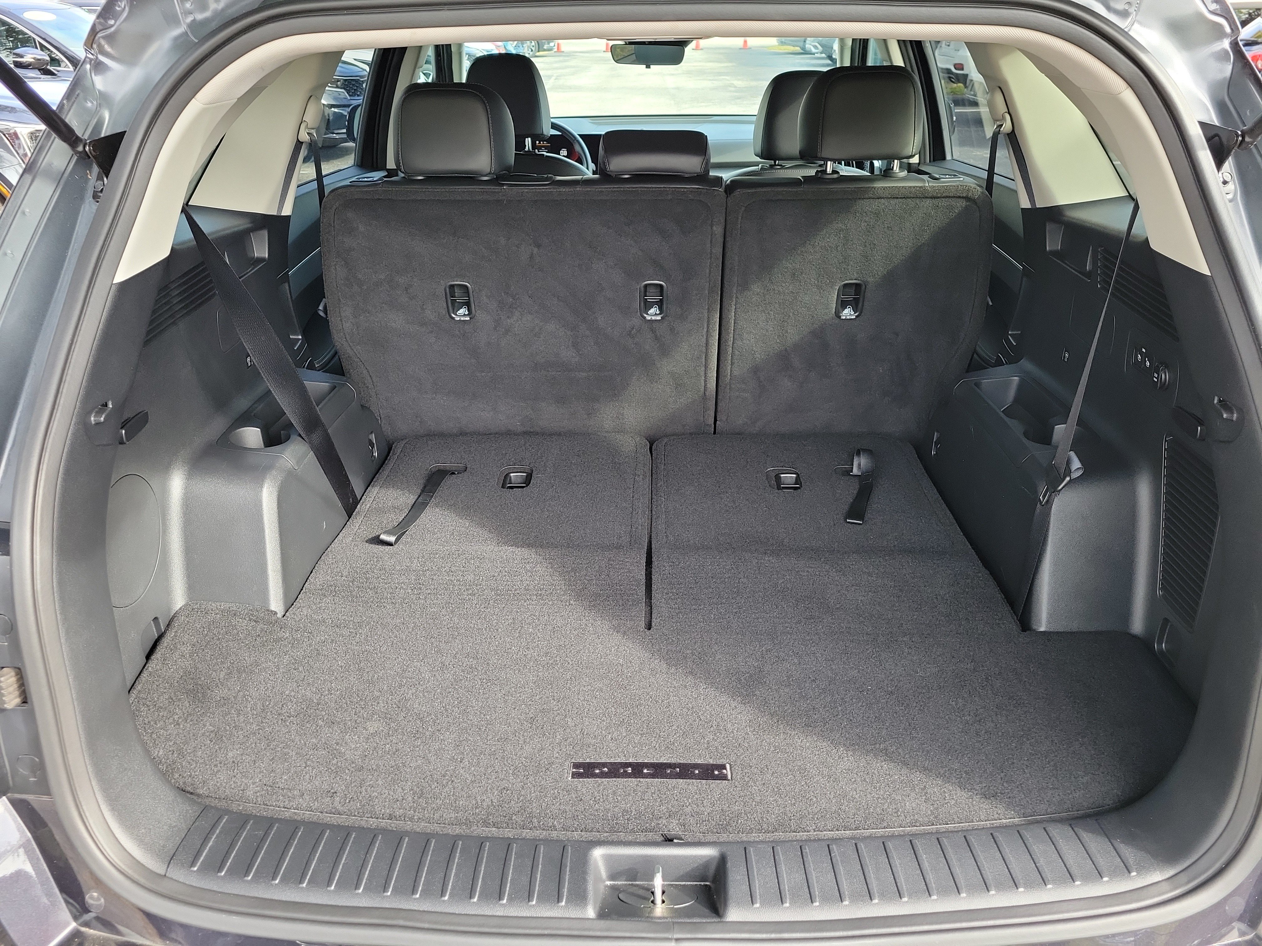 Certified 2025 Kia Sorento S w/ Panoramic Sunroof Package FWD image 12
