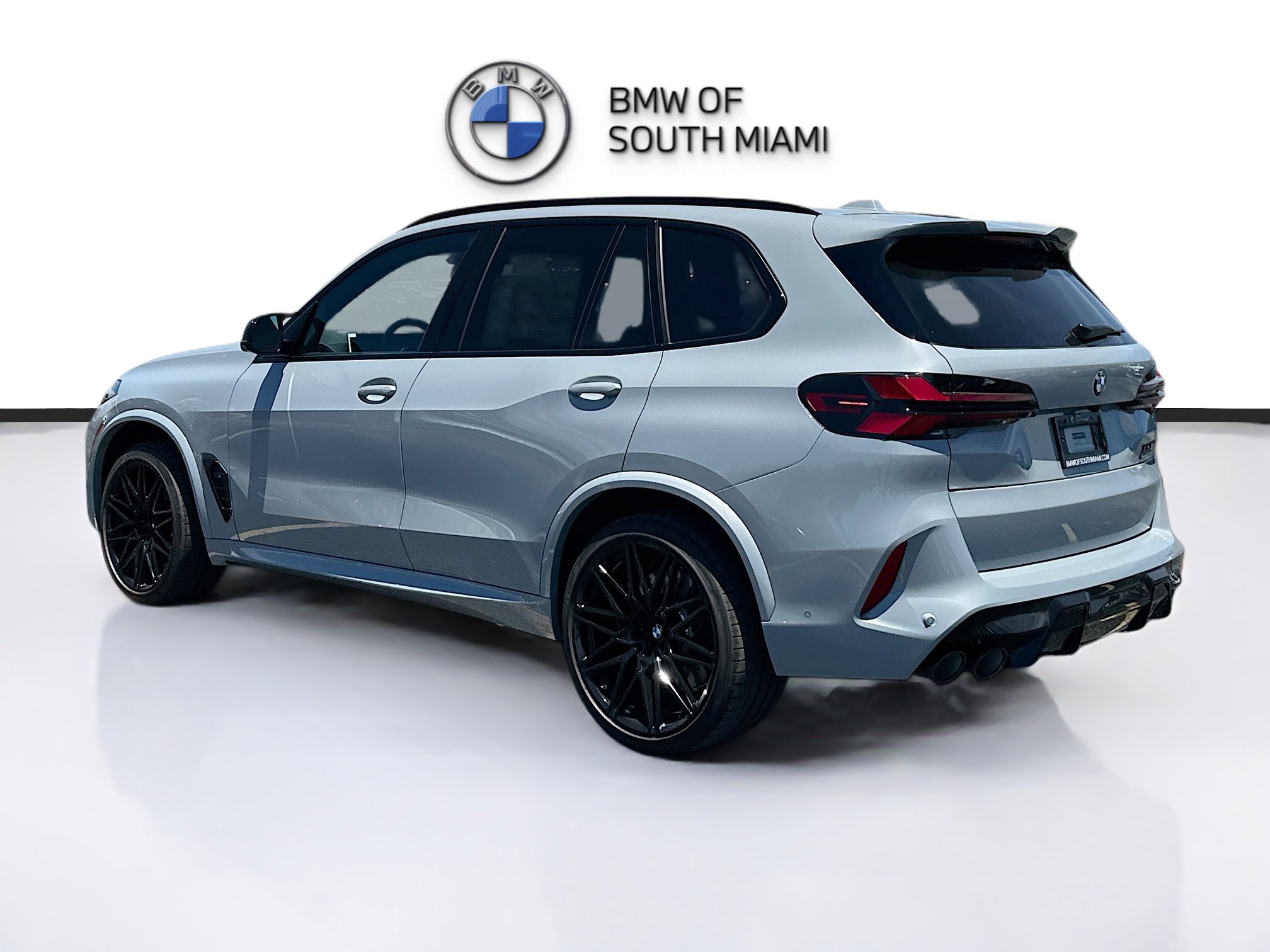 New 2026 BMW X5 M Competition w/ Executive Package image 4