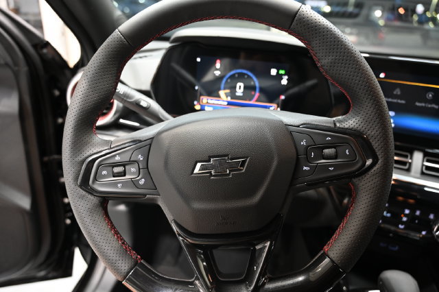 New 2026 Chevrolet Trax RS w/ Driver Confidence Package FWD image 21