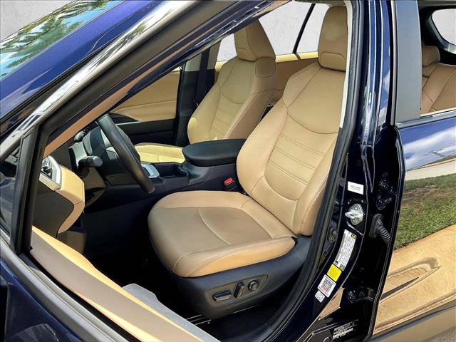 Used 2025 Toyota RAV4 XLE Premium w/ Weather Package AWD/4WD image 26