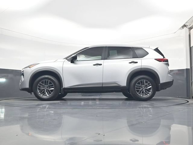 Certified 2025 Nissan Rogue S FWD image 18