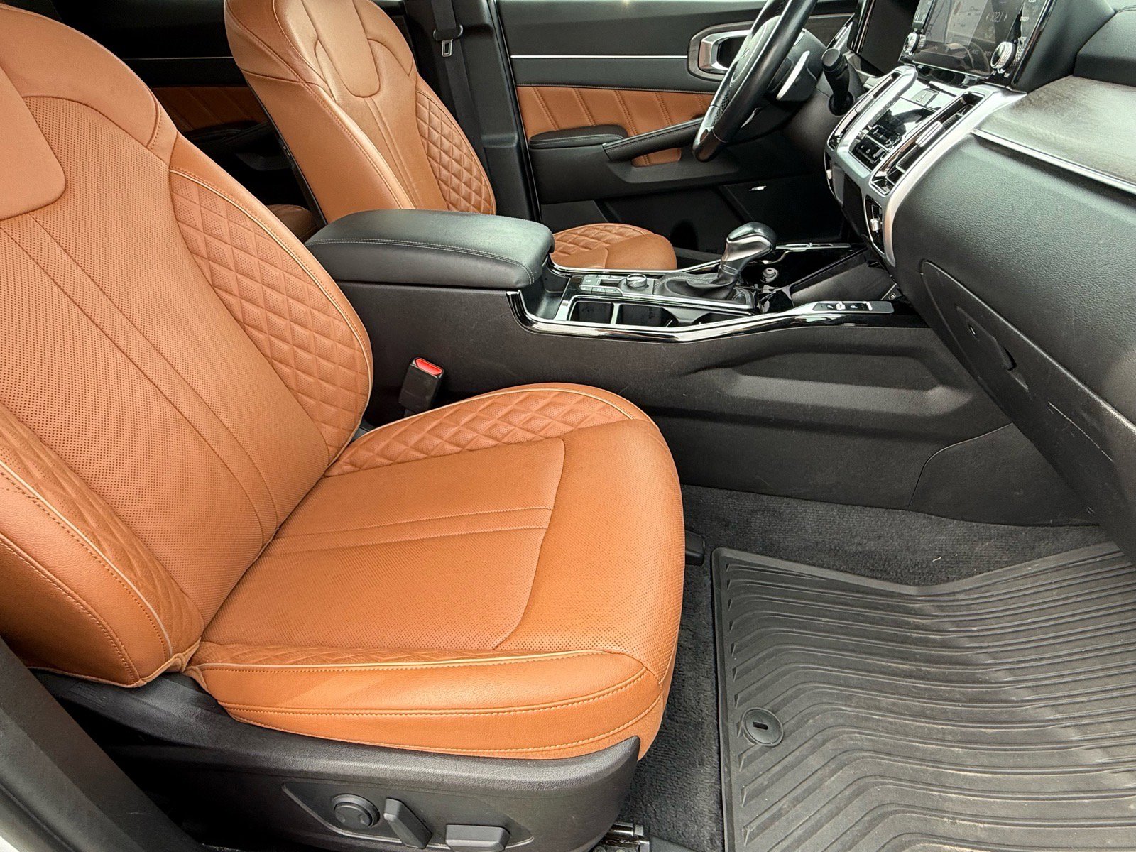 Used 2022 Kia Sorento SX Prestige w/ Rust Color Package image 10