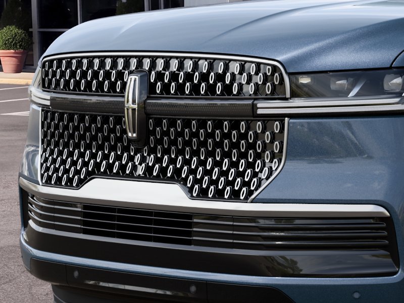 New 2027 Lincoln Navigator L Reserve AWD/4WD image 18