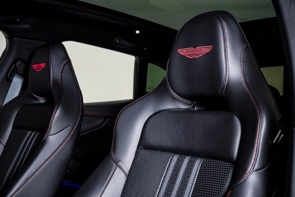 New 2026 Aston Martin DBX 707 image 22