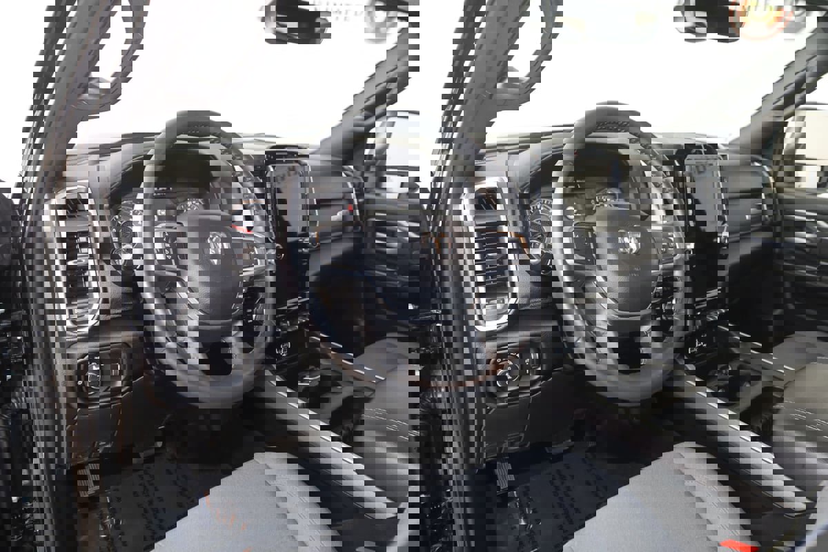 Used 2024 RAM 2500 Big Horn w/ Level 2 Equipment Group AWD/4WD image 26