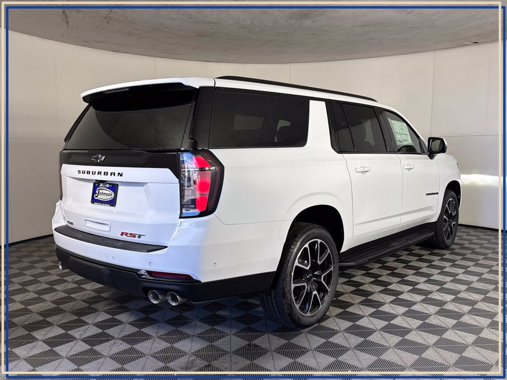 New 2026 Chevrolet Suburban RST w/ RST Capability Package AWD/4WD image 6