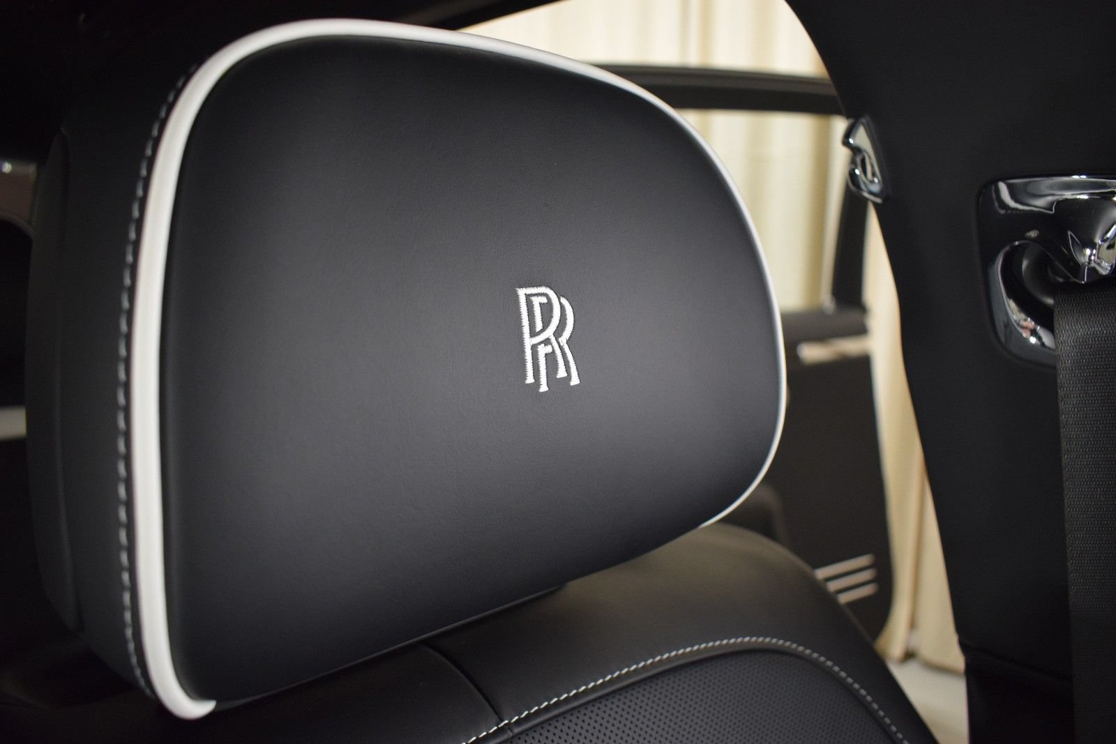 New 2026 Rolls-Royce Ghost Extended Wheelbase AWD/4WD image 37