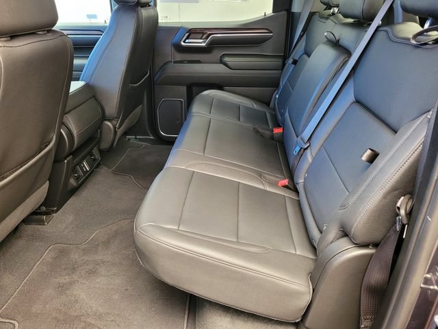 Used 2024 GMC Sierra 1500 SLT RWD image 18
