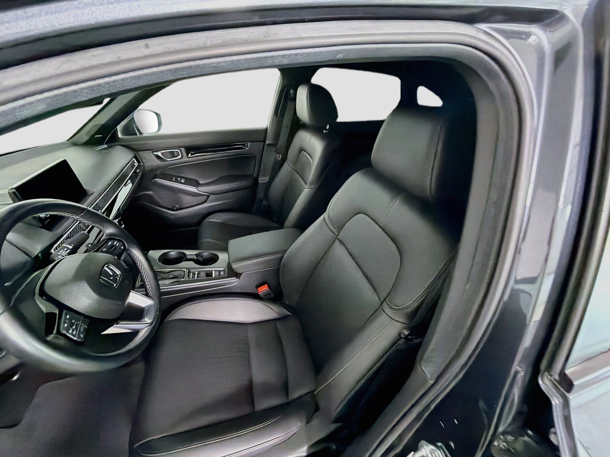 Used 2025 Honda Civic Sport image 13