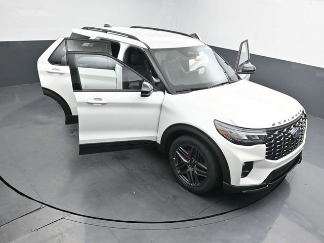 New 2026 Ford Explorer ST image 38