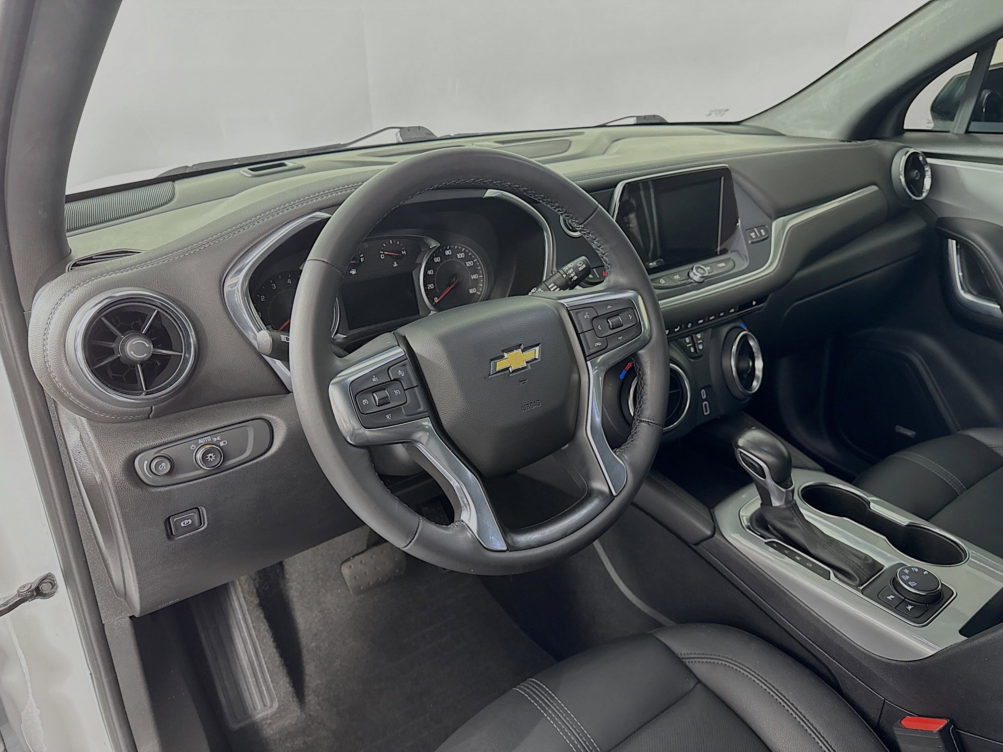 Used 2022 Chevrolet Blazer LT w/ Redline Edition image 9