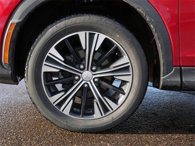 Used 2022 Mitsubishi Eclipse Cross SE image 9