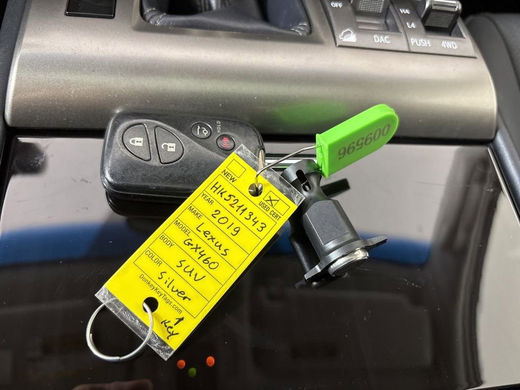 Used 2019 Lexus GX 460 w/ Navigation Package image 40