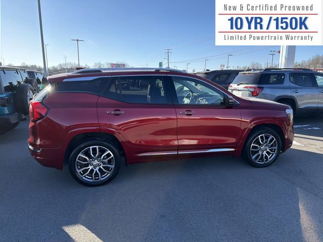 Used 2023 GMC Terrain Denali w/ Denali Premium Package image 5