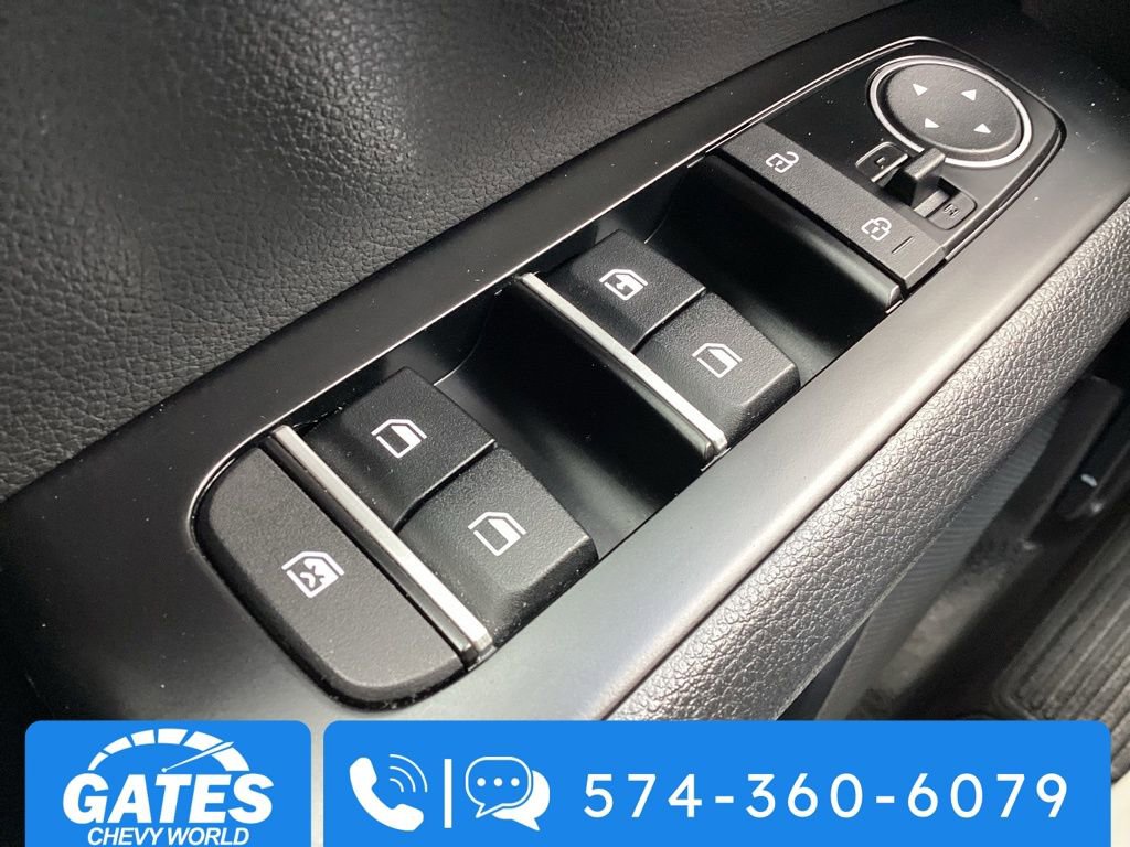 Used 2025 Kia Soul LX w/ LX Technology Package FWD image 19