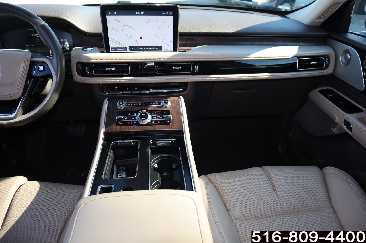 Used 2020 Lincoln Aviator Reserve w/ Equipment Group 202A image 18