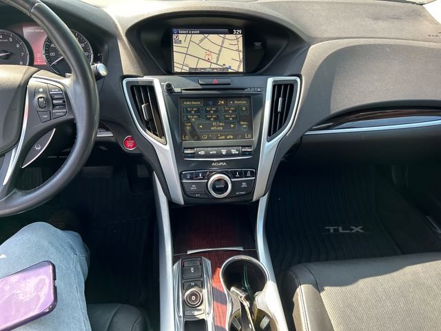 Used 2017 Acura TLX V6 w/ Technology Package FWD image 18