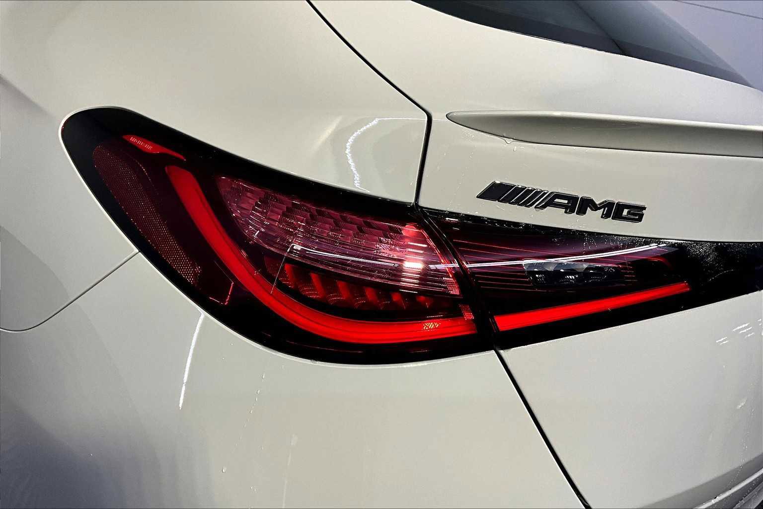 New 2026 Mercedes-Benz GLC 43 AMG 4MATIC Coupe image 5