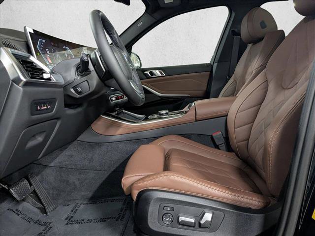 Used 2026 BMW X5 xDrive50e AWD/4WD image 4
