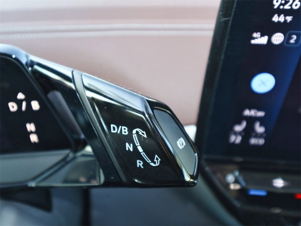 Certified 2024 Volkswagen ID.4 Standard image 26