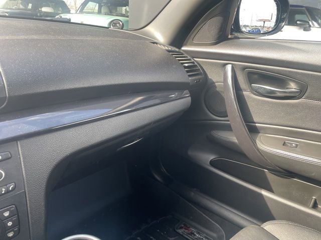 Used 2011 BMW 135i Convertible image 15