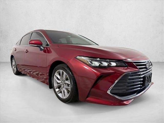 Used 2020 Toyota Avalon XLE FWD image 1