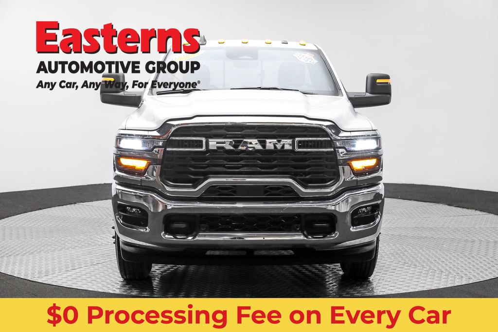 Used 2025 RAM 3500 Tradesman AWD/4WD image 2