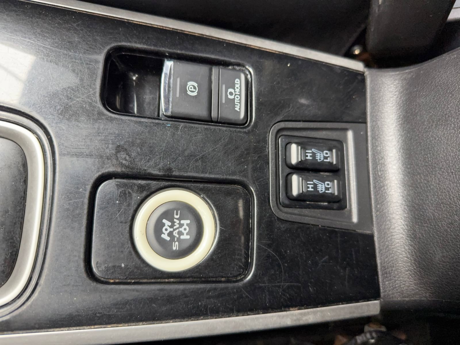 Used 2019 Mitsubishi Outlander SEL image 29