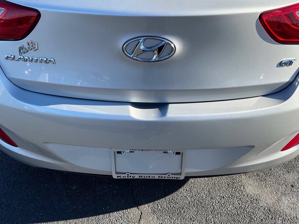 Used 2017 Hyundai Elantra GT FWD image 33