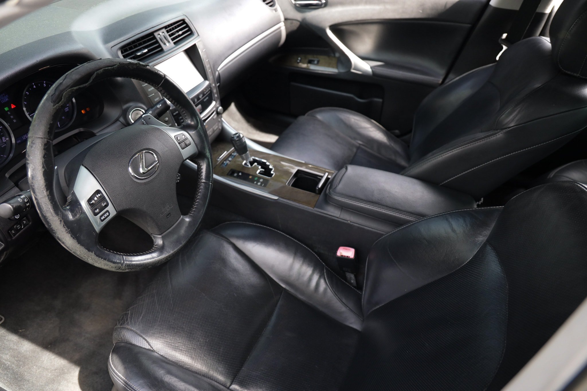 Used 2011 Lexus IS 350 w/ Premium Pkg Value Edition RWD image 6