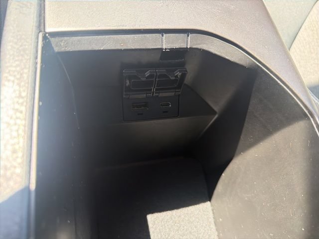 Used 2023 Toyota Camry LE FWD image 19