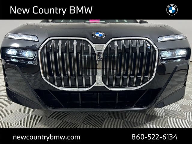 Used 2024 BMW 760i xDrive w/ Executive Package AWD/4WD image 28