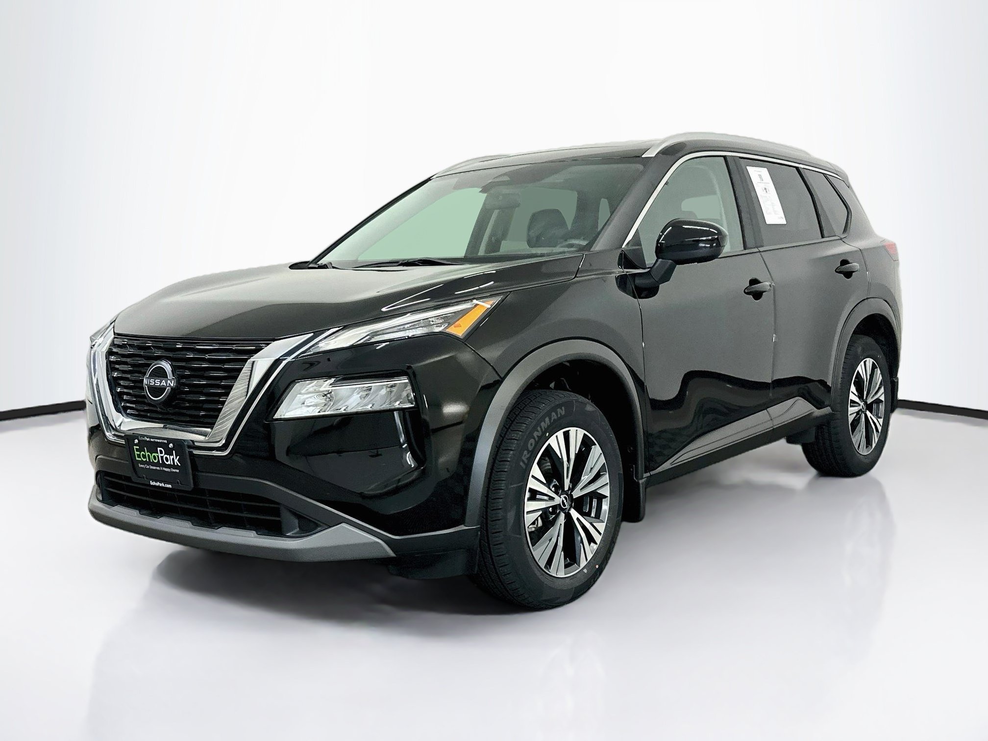 Used 2023 Nissan Rogue SV w/ SV Premium B Package AWD/4WD image 3
