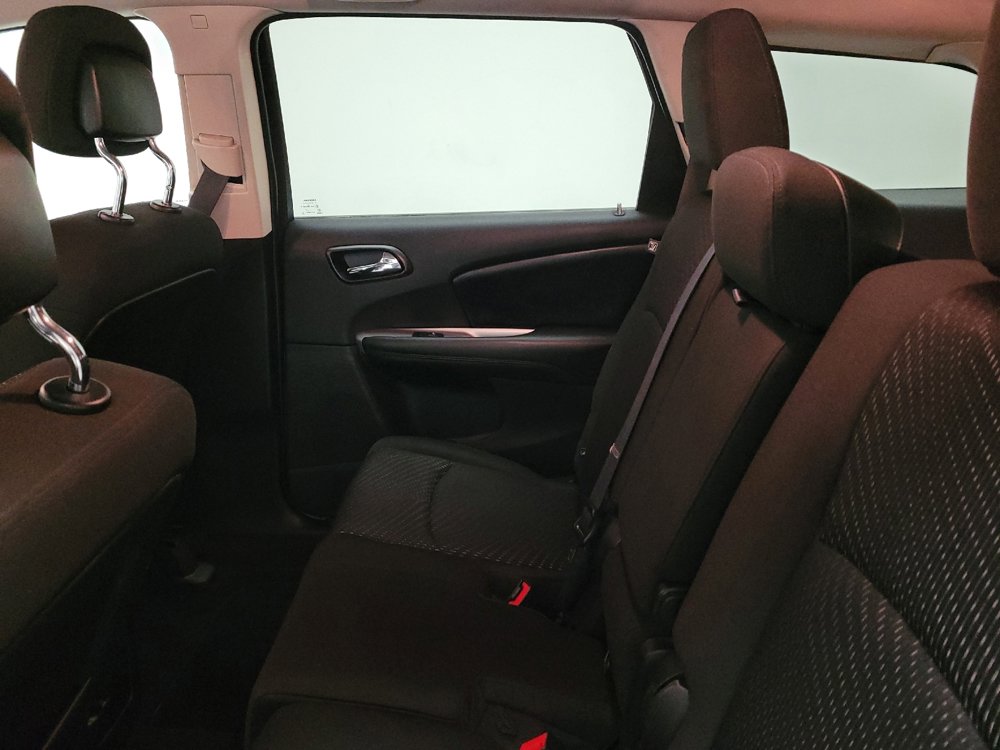 Used 2019 Dodge Journey SE w/ Premium Group FWD image 18