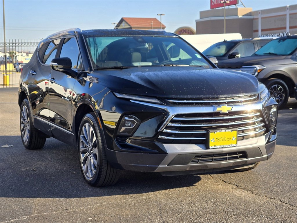Used 2024 Chevrolet Blazer Premier image 3