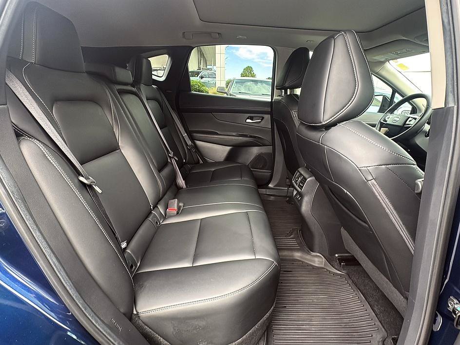 Certified 2025 Nissan Murano SL AWD/4WD image 23